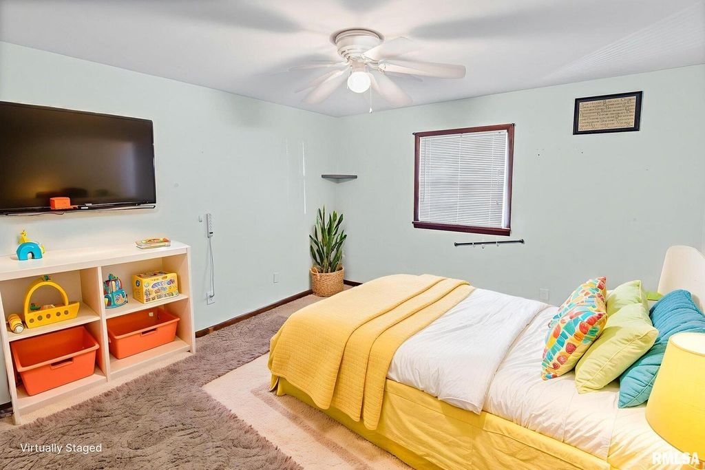 Image 29 of property listing at 8 Ronnies Terrace, Centralia, IL 62801