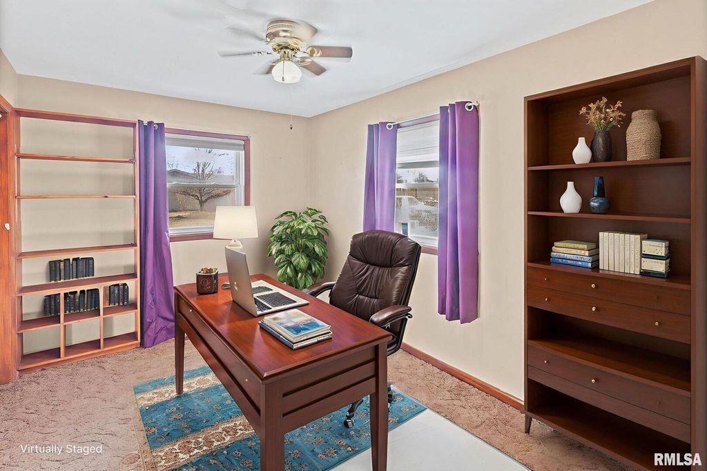 Image 32 of property listing at 8 Ronnies Terrace, Centralia, IL 62801