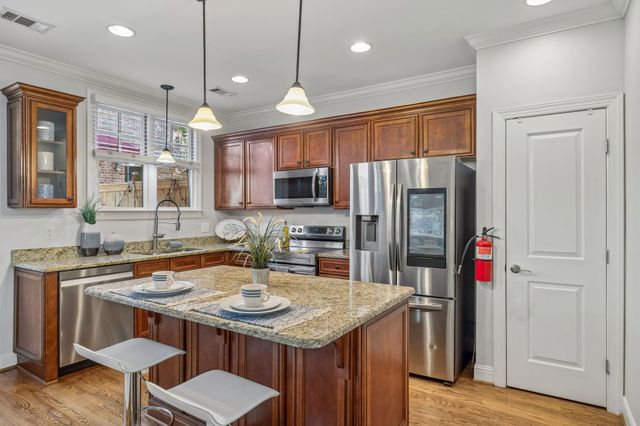 718 4th Ave, N, Nashville, TN 37208