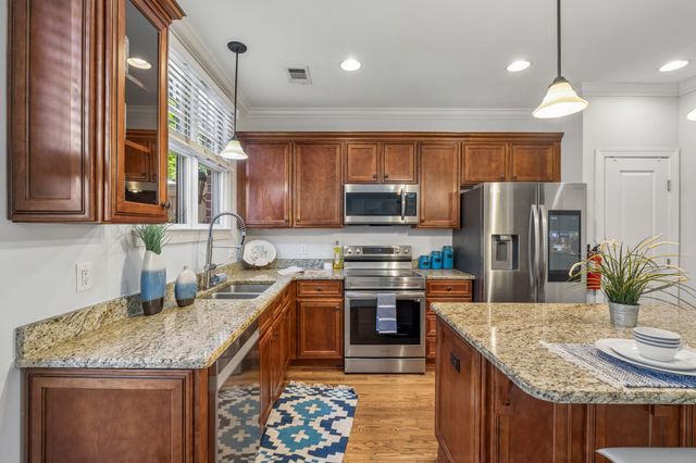 718 4th Ave, N, Nashville, TN 37208