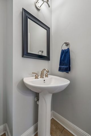 718 4th Ave, N, Nashville, TN 37208