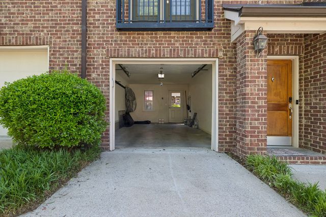 718 4th Ave, N, Nashville, TN 37208