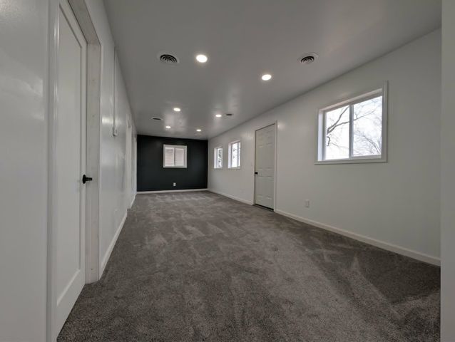 5526 N State Road, Alma, MI 48801