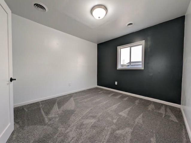 5526 N State Road, Alma, MI 48801