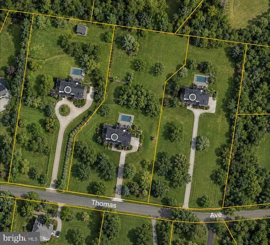 11748 THOMAS AVE, Great Falls, VA 22066