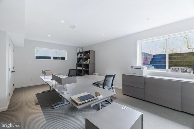 11748 THOMAS AVE, Great Falls, VA 22066