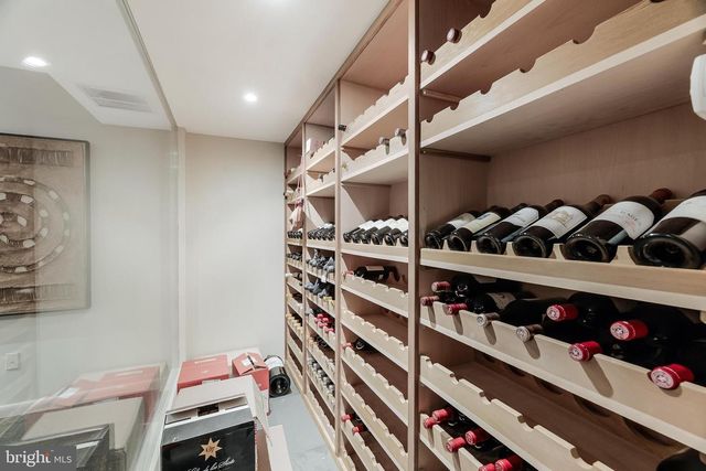 11748 THOMAS AVE, Great Falls, VA 22066