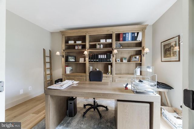 11748 THOMAS AVE, Great Falls, VA 22066