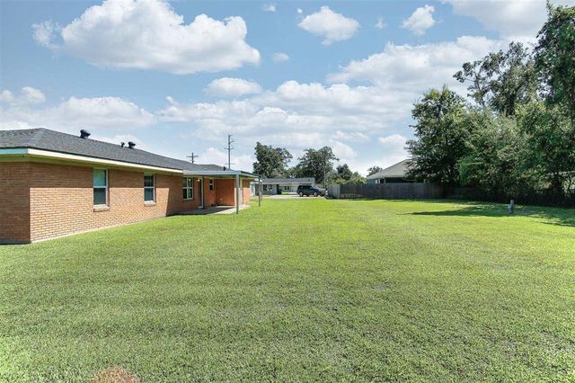 607 W Mcneese St Street, Lake Charles, LA 70605