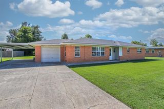607 W Mcneese St Street, Lake Charles, LA 70605