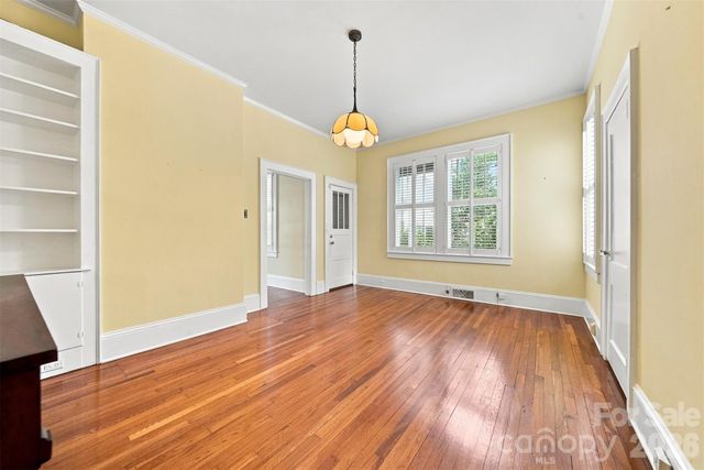 433 N Cedar Street, Lincolnton, NC 28092