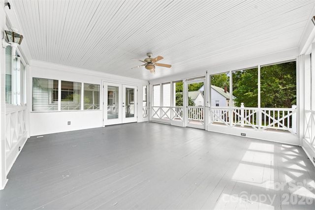 433 N Cedar Street, Lincolnton, NC 28092