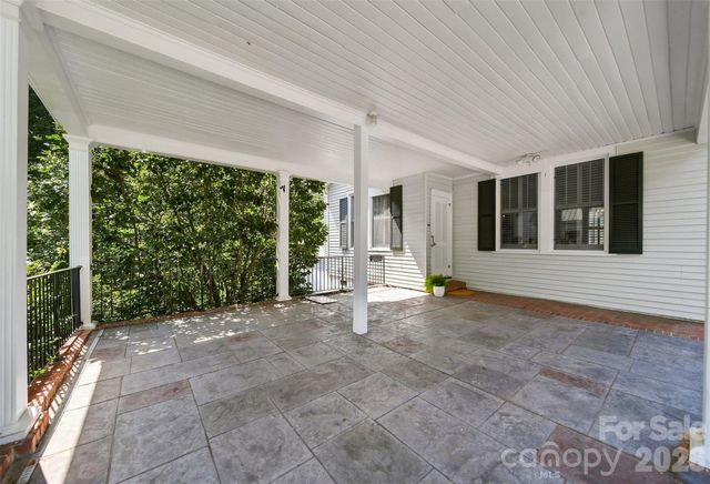 433 N Cedar Street, Lincolnton, NC 28092