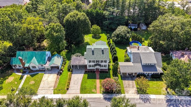 433 N Cedar Street, Lincolnton, NC 28092