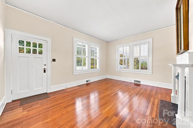 433 N Cedar Street, Lincolnton, NC 28092