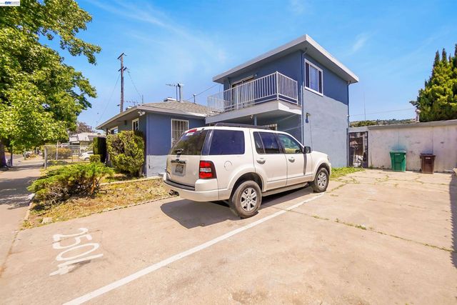 2504 78Th Ave, Oakland, CA 94605