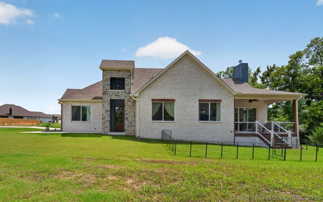 12902 S 20th Place E, Jenks, OK 74037