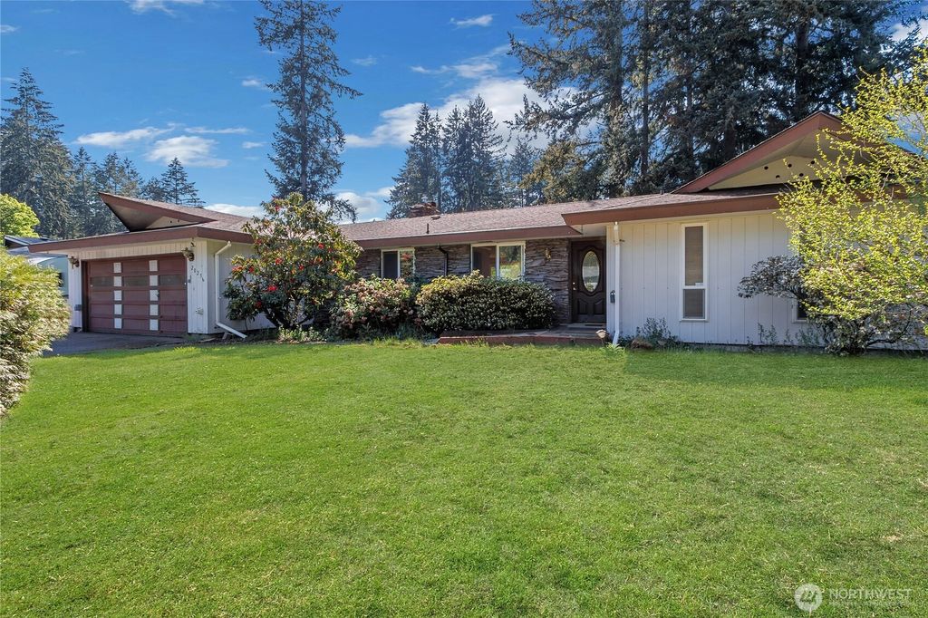 20256 43rd Avenue E, Spanaway, WA 98387