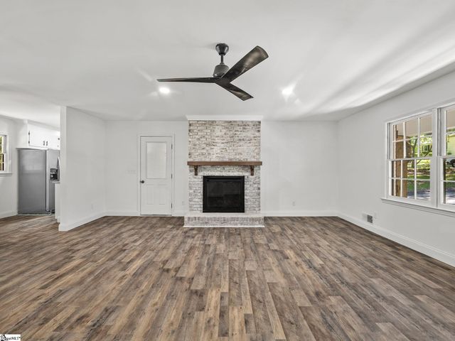 101 Wildwood Lane, Landrum, SC 29356