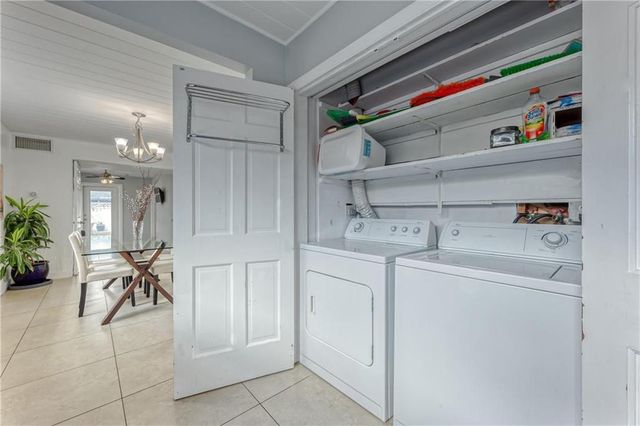 1517 NE 17th Terrace, Fort Lauderdale, FL 33304