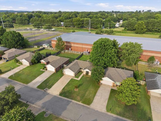 640 Cherub Drive, Conway, AR 72034