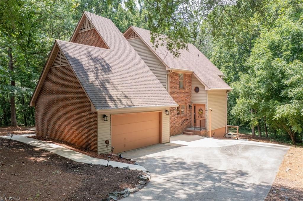 5453 Hanover Park Drive, Winston-salem, NC 27103