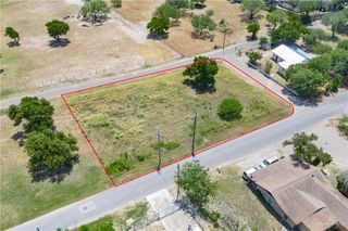 931 S Garza Avenue, La Joya, TX 78560