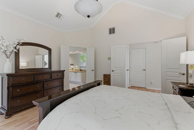 11 Dovewing Place, Spring, TX 77382