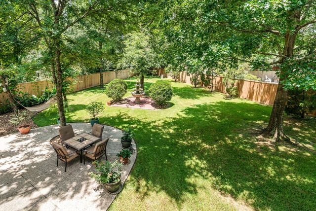11 Dovewing Place, Spring, TX 77382