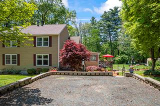 3 Richardson Drive R, Derry, NH 03038