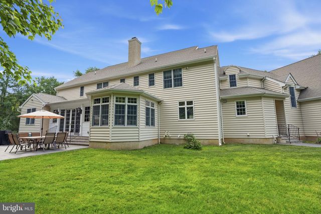 1588 WRIGHTSTOWN RD, Newtown, PA 18940