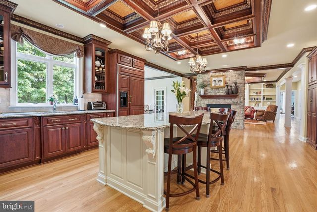 1588 WRIGHTSTOWN RD, Newtown, PA 18940