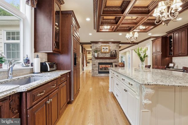 1588 WRIGHTSTOWN RD, Newtown, PA 18940