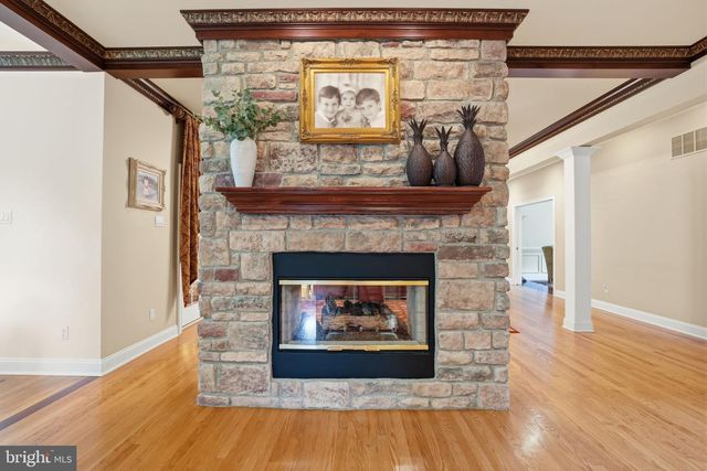 1588 WRIGHTSTOWN RD, Newtown, PA 18940