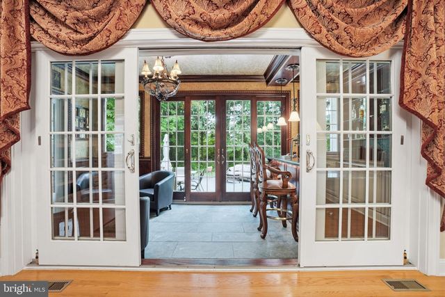 1588 WRIGHTSTOWN RD, Newtown, PA 18940