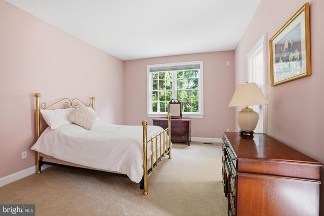 1588 WRIGHTSTOWN RD, Newtown, PA 18940
