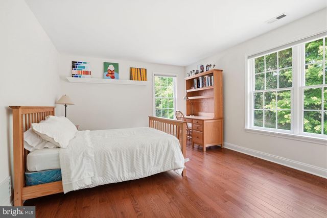 1588 WRIGHTSTOWN RD, Newtown, PA 18940