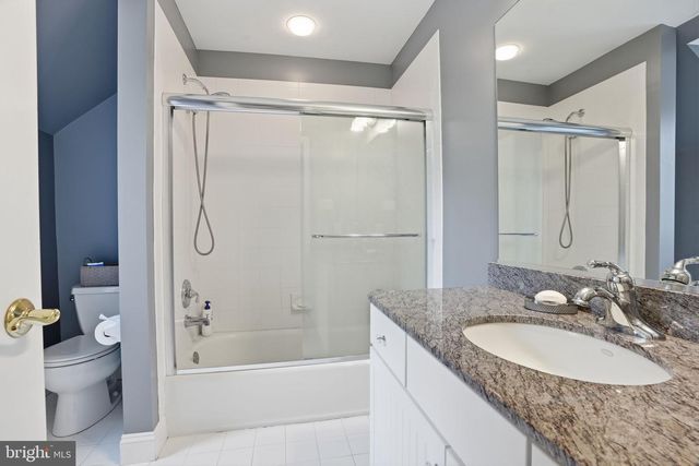 1588 WRIGHTSTOWN RD, Newtown, PA 18940