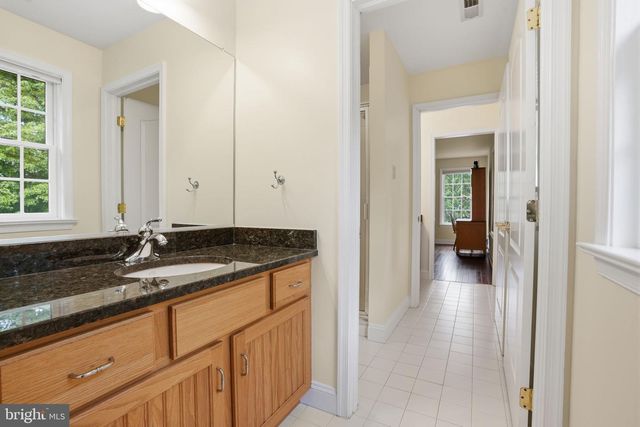 1588 WRIGHTSTOWN RD, Newtown, PA 18940