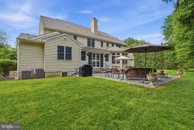 1588 WRIGHTSTOWN RD, Newtown, PA 18940