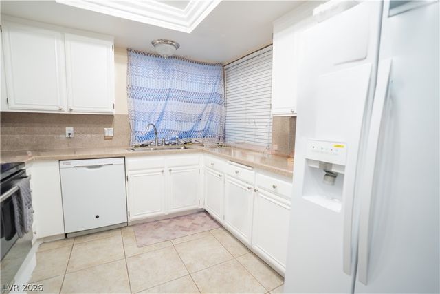 2451 Domingo Street, Las Vegas, NV 89121