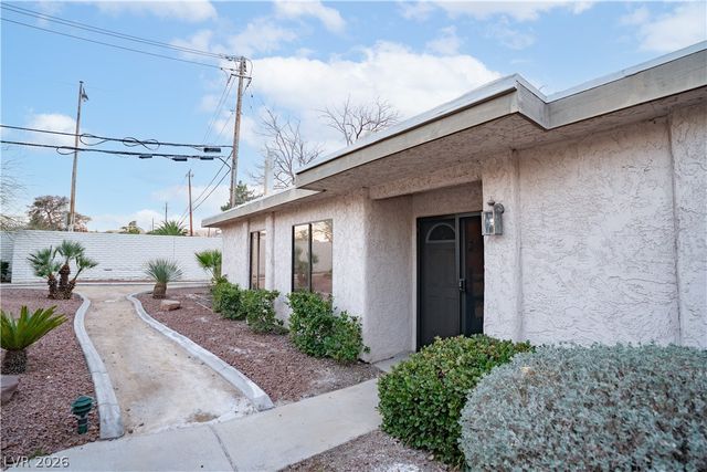 2451 Domingo Street, Las Vegas, NV 89121