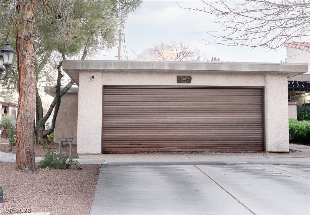 2451 Domingo Street, Las Vegas, NV 89121