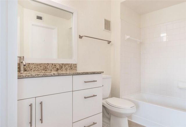 417 Vista Isles Drive 2322, Sunrise, FL 33325