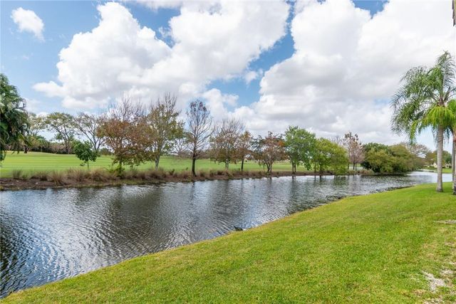417 Vista Isles Drive 2322, Sunrise, FL 33325