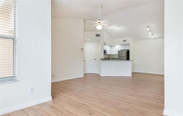 417 Vista Isles Drive 2322, Sunrise, FL 33325