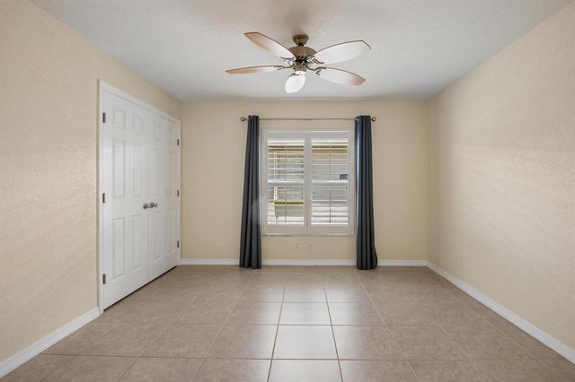 5330 Vernio Lane, Boynton Beach, FL 33437