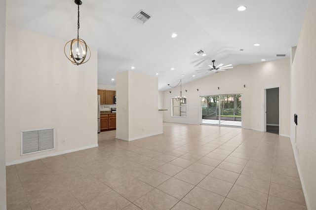 5330 Vernio Lane, Boynton Beach, FL 33437