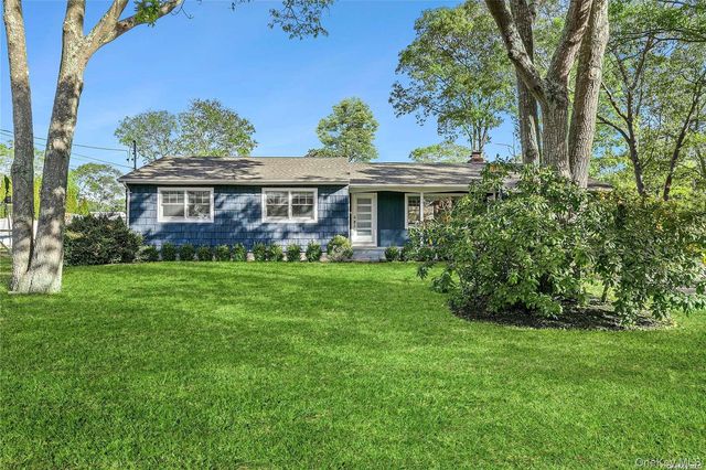 43 Homewood Drive, Hampton Bays, NY 11946