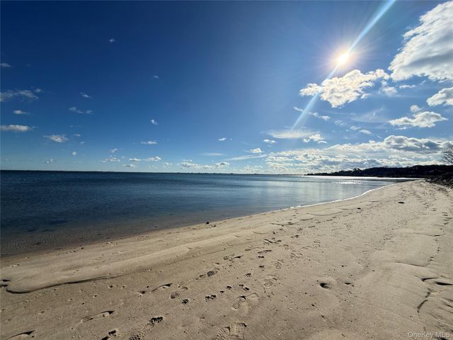 43 Homewood Drive, Hampton Bays, NY 11946